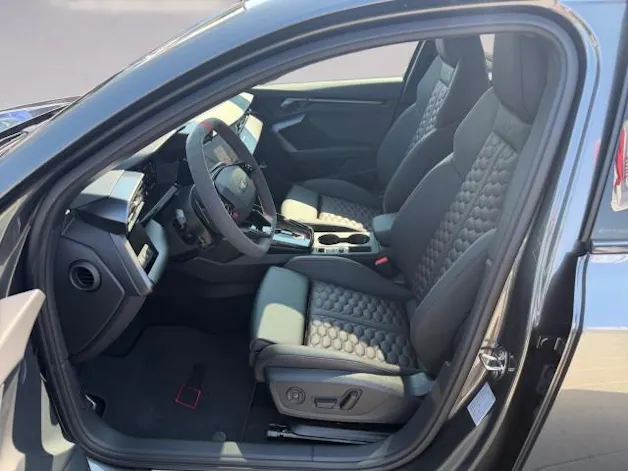 Audi RS3 Sportback 2.5 TSI quattro S-tronic
