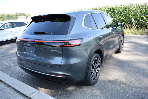 Geely Starray EM-i Max+ PHEV