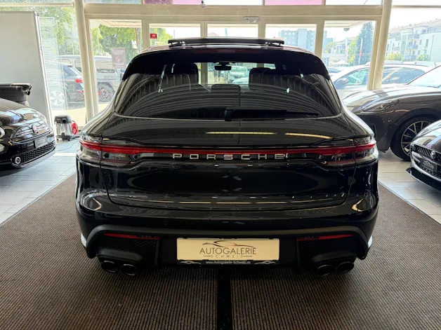 Porsche Macan PDK | CH | Swiss Package | Sitzbelüftung | PDLS+ | Panorama | 18-Weg Sportsitze |