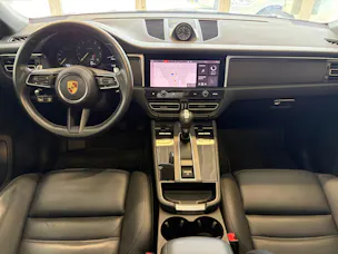 PORSCHE Macan PDK | CH | Swiss Package | Sitzbelüftung | PDLS+ | Panorama | 18-Weg Sportsitze |