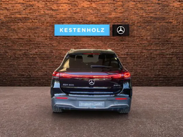 Mercedes-Benz EQA 300 AMG Line 4Matic