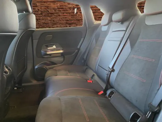Mercedes-Benz EQA 300 AMG Line 4Matic