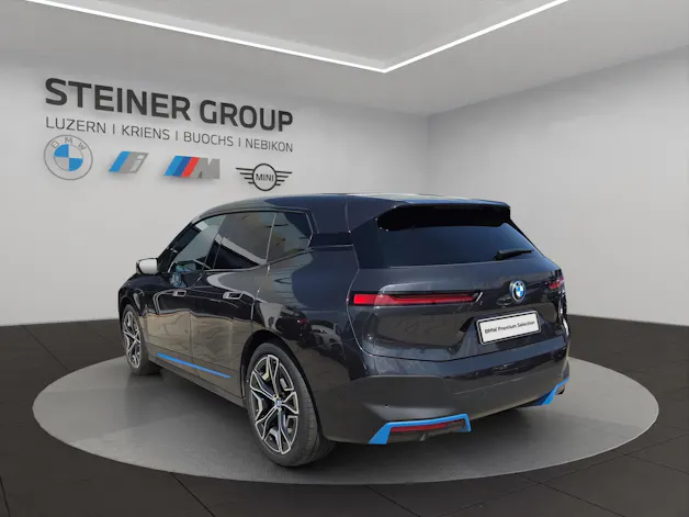BMW iX xDrive50
