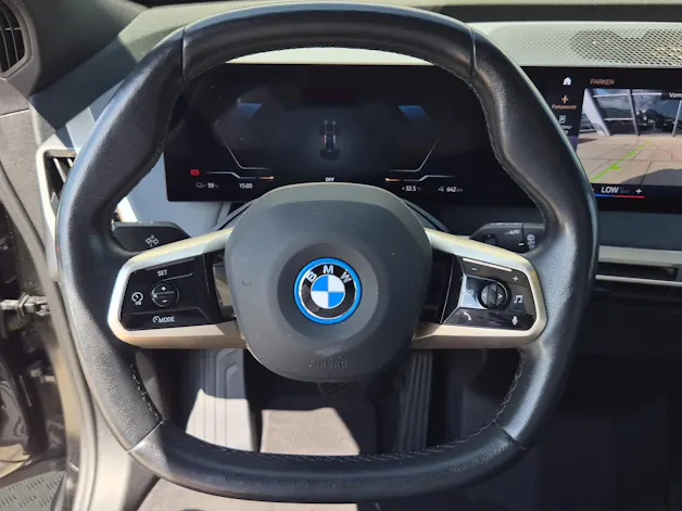 BMW iX xDrive50