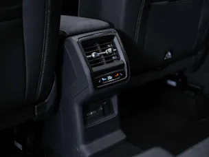 SKODA Kodiaq 2.0 TDI Sportline 4x4 *Panorama*Matrix LED*Anhängerkupplung*