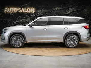 SKODA Kodiaq 2.0 TDI Sportline 4x4 *Panorama*Matrix LED*Anhängerkupplung*