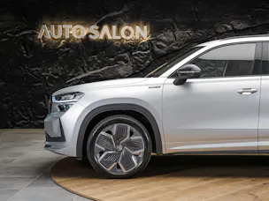 SKODA Kodiaq 2.0 TDI Sportline 4x4 *Panorama*Matrix LED*Anhängerkupplung*
