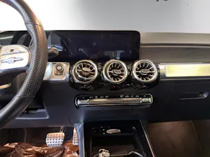 MERCEDES-BENZ GLB 250 4Matic AMG Line 8G-Tronic