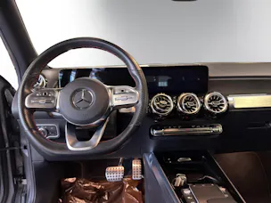 MERCEDES-BENZ GLB 250 4Matic AMG Line 8G-Tronic
