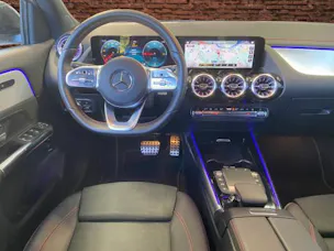 MERCEDES-BENZ EQA 250 AMG Line AMG Line