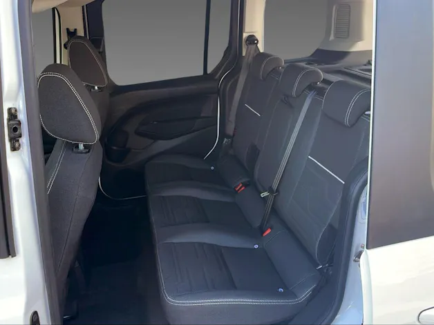 Ford Tourneo Connect 1.5 TDCi 120 Titanium