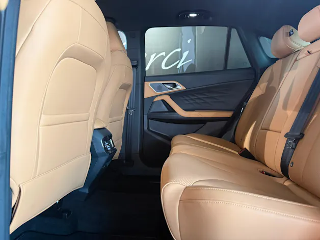MG HS 1.5 T HEV Luxury