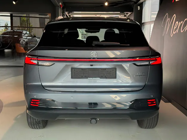 MG HS 1.5 T HEV Luxury