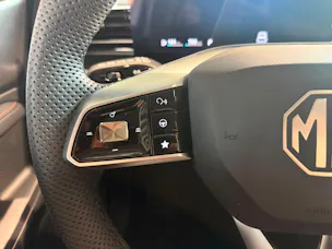MG HS 1.5 T Comfort Automat