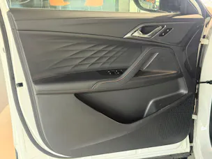 MG HS 1.5 T Comfort Automat