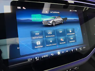 MERCEDES-BENZ E 220 d 4MATIC Limousine