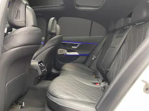 MERCEDES-BENZ E 220 d 4MATIC Limousine