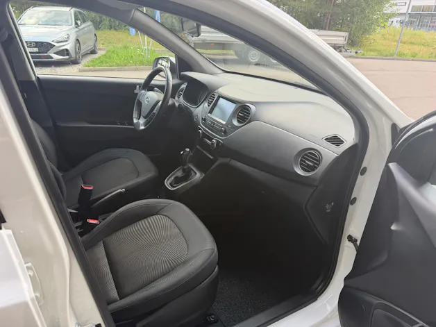 Hyundai i10 1.2 Vertex Automatic