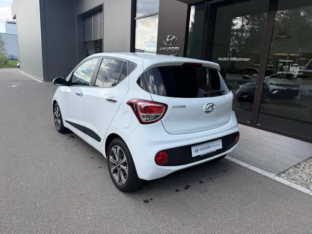 Hyundai i10 1.2 Vertex Automatic