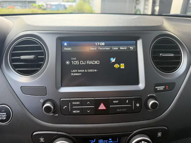 Hyundai i10 1.2 Vertex Automatic