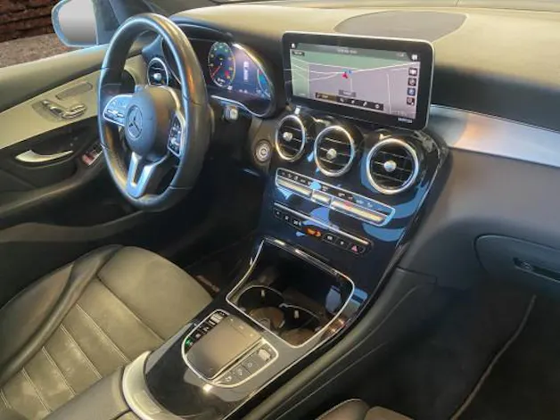 Mercedes-Benz GLC 220 d AMG Line 4Matic