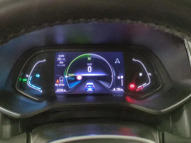 Renault Clio 1.6 E-Tech Intens