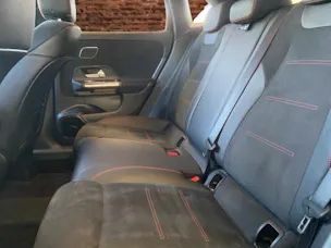 MERCEDES-BENZ GLA 200d AMG Line