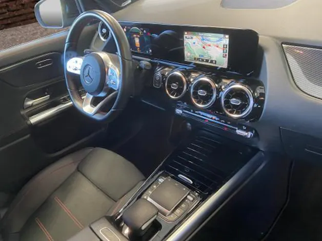 Mercedes-Benz GLA 200d AMG Line