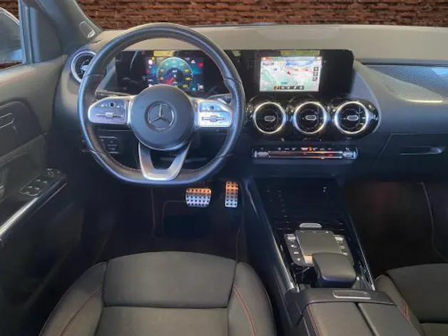 Mercedes-Benz GLA 200d AMG Line