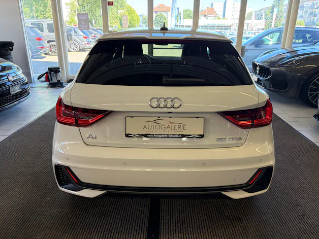 Audi A1 Sportback 30 TFSI S Line S-tronic | CH Fahrzeug | LED | Kamera | Adaptiver Tempomat | 17" |