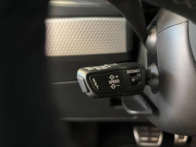 Audi A1 Sportback 30 TFSI S Line S-tronic | CH Fahrzeug | LED | Kamera | Adaptiver Tempomat | 17" |