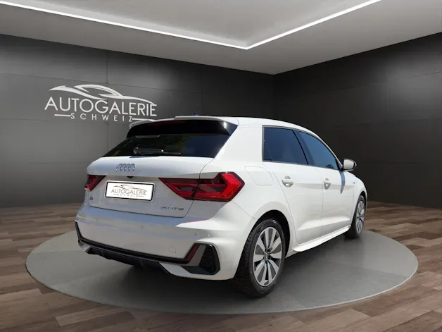 Audi A1 Sportback 30 TFSI S Line S-tronic | CH Fahrzeug | LED | Kamera | Adaptiver Tempomat | 17" |