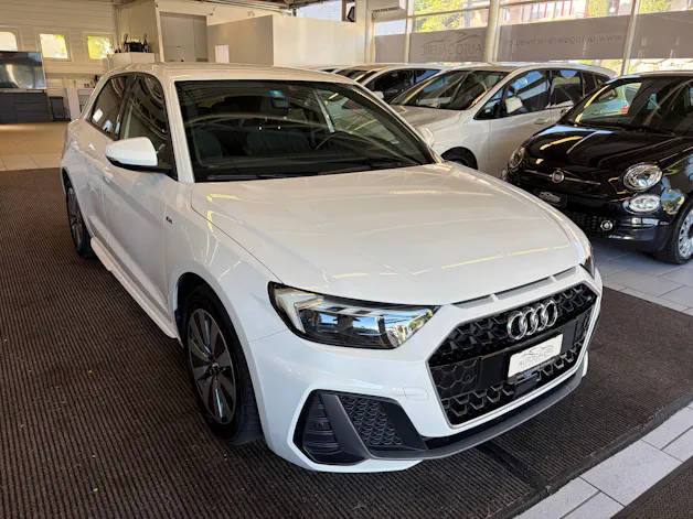 Audi A1 Sportback 30 TFSI S Line S-tronic | CH Fahrzeug | LED | Kamera | Adaptiver Tempomat | 17" |