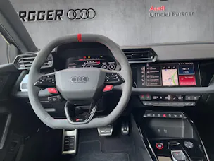 AUDI RS3 Limousine 2.5 TSI quattro S-tronic
