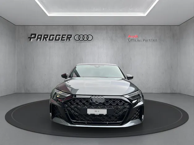 Audi RS3 Limousine 2.5 TSI quattro S-tronic