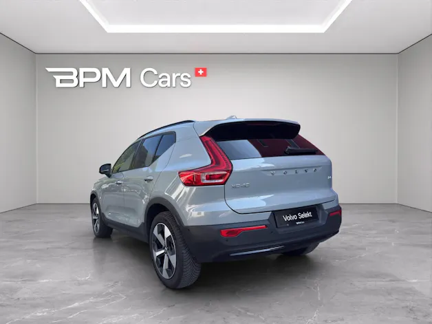 Volvo XC40 2.0 B4 MH Plus Dark