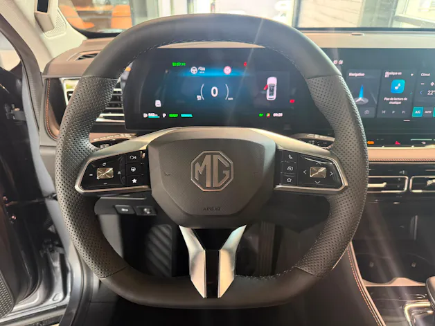 MG HS 1.5 T HEV Luxury