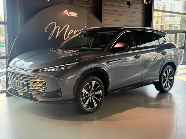 MG HS 1.5 T HEV Luxury