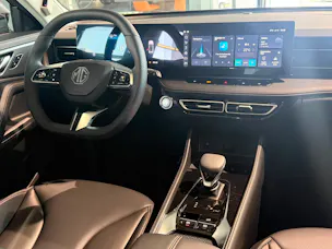 MG HS 1.5 T HEV Luxury