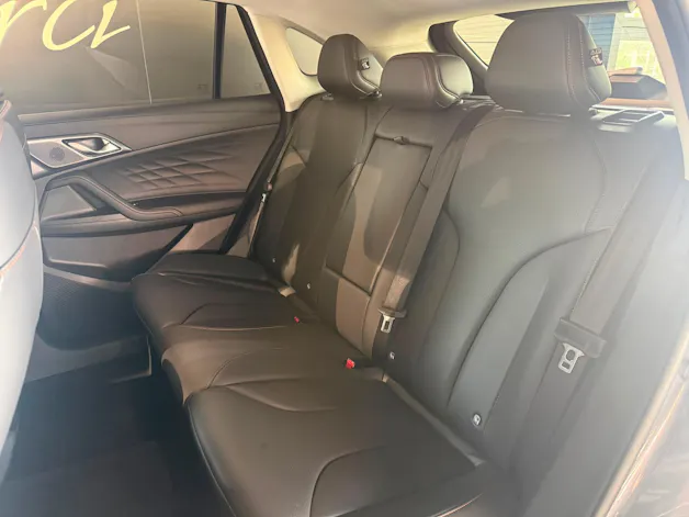 MG HS 1.5 T HEV Luxury