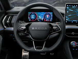 SKODA Kodiaq 2.0 TDI Sportline 4x4 *Matrix LED*Anhängerkupplung*