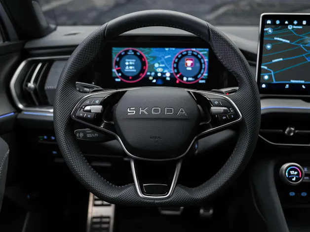 Škoda Kodiaq 2.0 TDI Sportline 4x4 *Matrix LED*Anhängerkupplung*