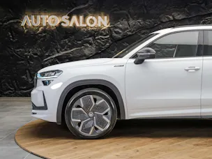 SKODA Kodiaq 2.0 TDI Sportline 4x4 *Matrix LED*Anhängerkupplung*