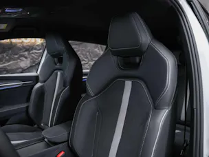 SKODA Kodiaq 2.0 TDI Sportline 4x4 *Matrix LED*Anhängerkupplung*