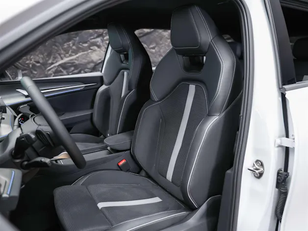 Škoda Kodiaq 2.0 TDI Sportline 4x4 *Matrix LED*Anhängerkupplung*