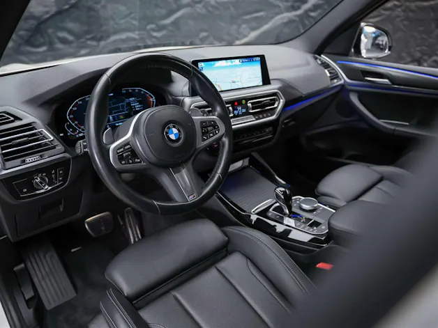 BMW X3 xDrive 20i M Sport Individual *Laser Scheinwerfer*Head Up*Sitzheizung*