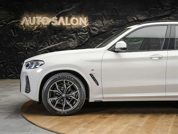 BMW X3 xDrive 20i M Sport Individual *Laser Scheinwerfer*Head Up*Sitzheizung*