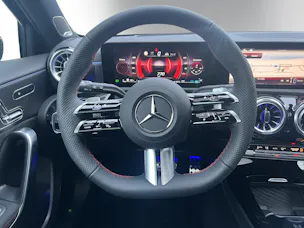 MERCEDES-BENZ A 220 4Matic 8G-DCT