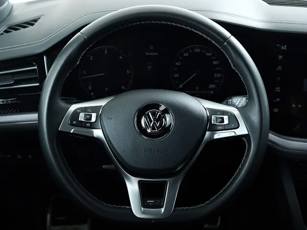 VW Touareg 3.0 TDI R Line Tiptronic