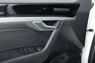 VW Touareg 3.0 TDI R Line Tiptronic